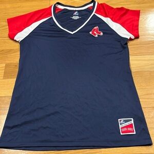 MAJESTIC women’s vneck short sleeve Boston Red Sox shirt size xlarge .